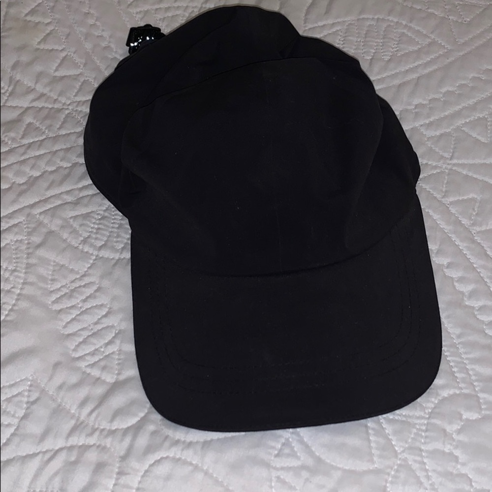 Black Lululemon Hat